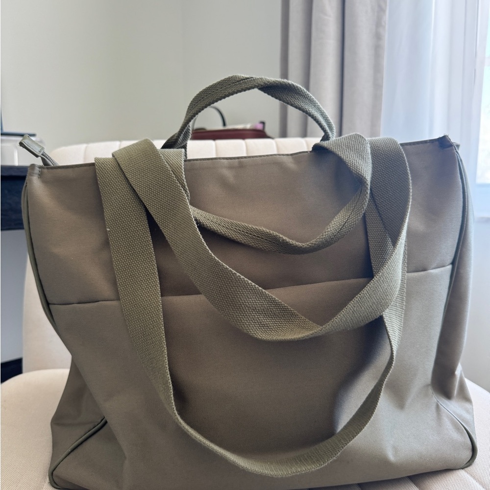 BEIS Olive Green Large Tote Bag - Picture 2 of 3